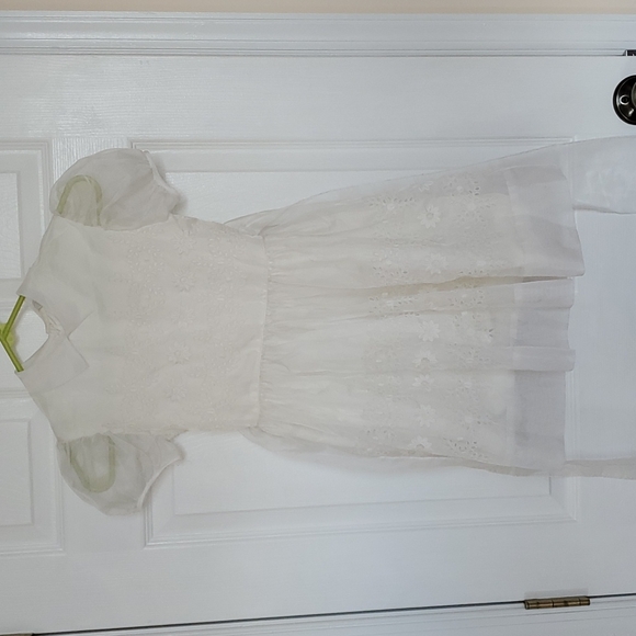 Vintage late 1960's white Communion dress - Picture 1 of 11